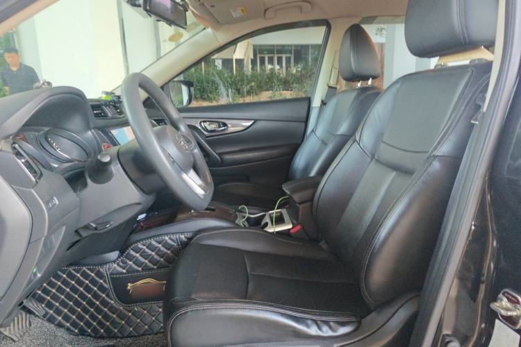 Used Nissan X-Trail 2017 2.0L CVT Comfort Edition 2WD Left Front Seat