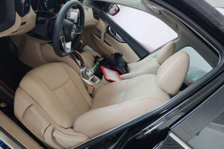 Used Nissan X-Trail 2017 2.0L CVT Comfort Edition 2WD Left Front Seat