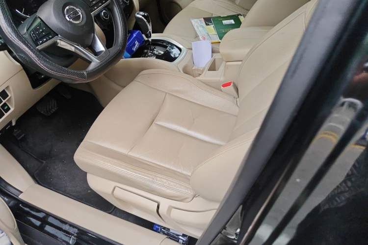 Used Nissan X-Trail 2017 2.0L CVT Comfort Edition 2WD Left Front Seat