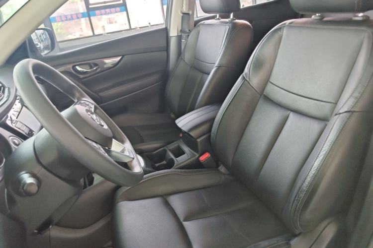 Used Nissan X-Trail 2017 2.0L CVT Comfort Edition 2WD Left Front Seat