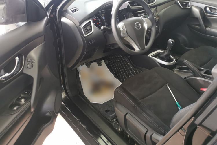 Used Nissan X-Trail 2017 2.0L Manual Classic Edition 2WD Left Front Seat