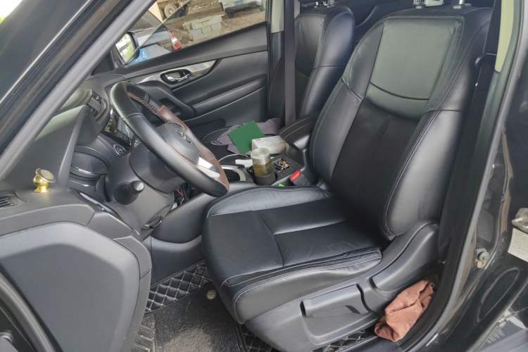 Used Nissan X-Trail 2017 2.0L CVT Comfort Edition 2WD Left Front Seat