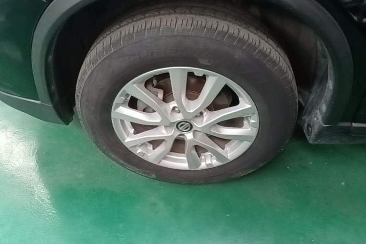 Used Nissan X-Trail 2017 2.0L CVT Comfort Edition 2WD Left Front Wheel Hub
