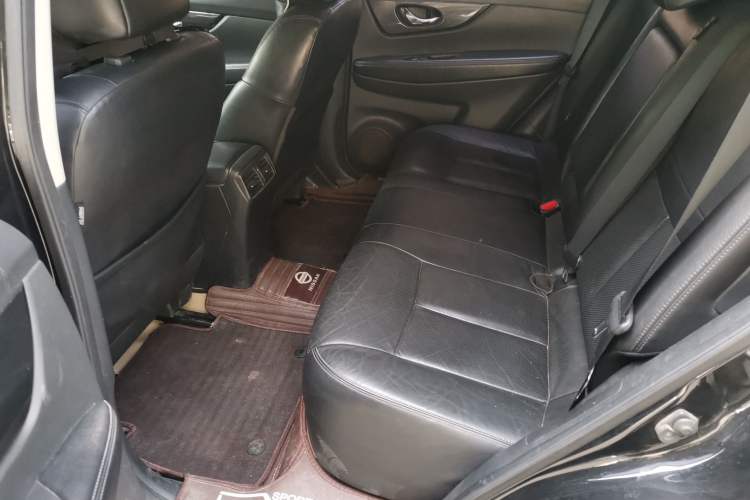 Used Nissan X-Trail 2017 2.0L CVT Comfort Edition 2WD Left Rear Seat