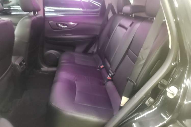 Used Nissan X-Trail 2017 2.0L CVT Comfort Edition 2WD Left Rear Seat