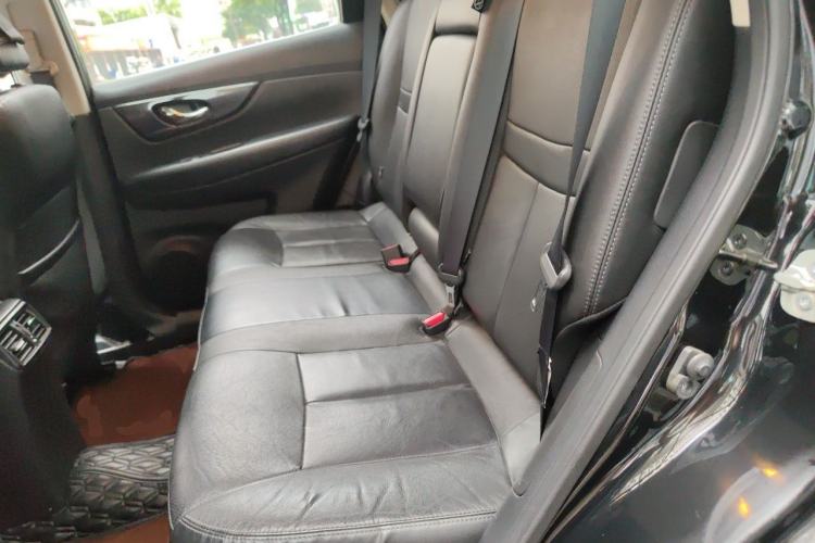 Used Nissan X-Trail 2017 2.0L CVT Comfort Edition 2WD Left Rear Seat