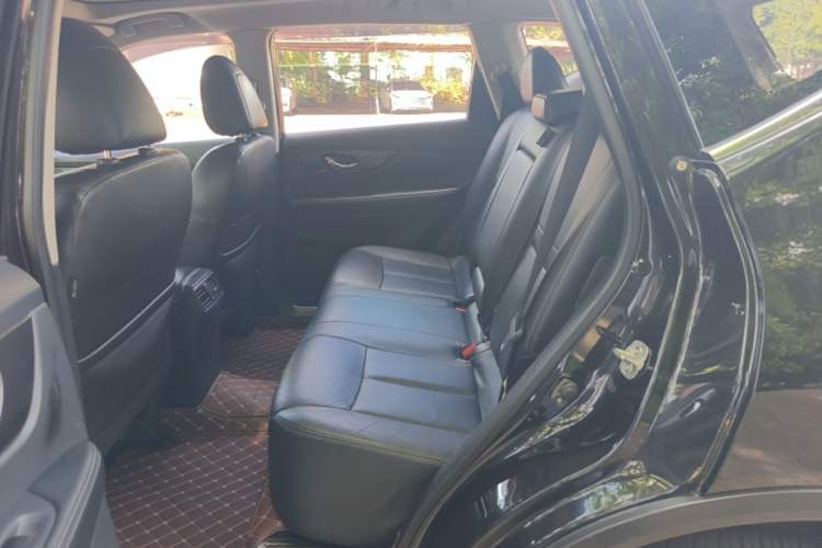 Used Nissan X-Trail 2017 2.0L CVT Comfort Edition 2WD Left Rear Seat