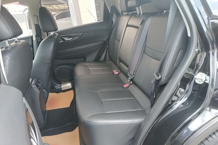 Used Nissan X-Trail 2017 2.0L CVT Comfort Edition 2WD Left Rear Seat