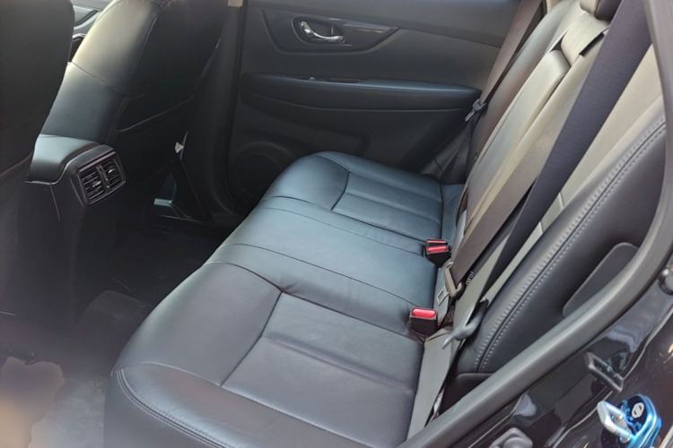 Used Nissan X-Trail 2017 2.0L CVT Comfort Edition 2WD Left Rear Seat