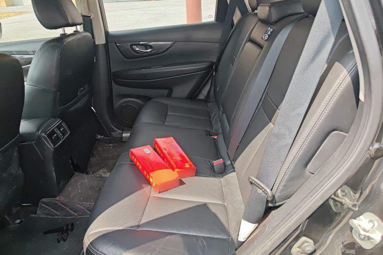 Used Nissan X-Trail 2017 2.0L CVT Comfort Edition 2WD Left Rear Seat