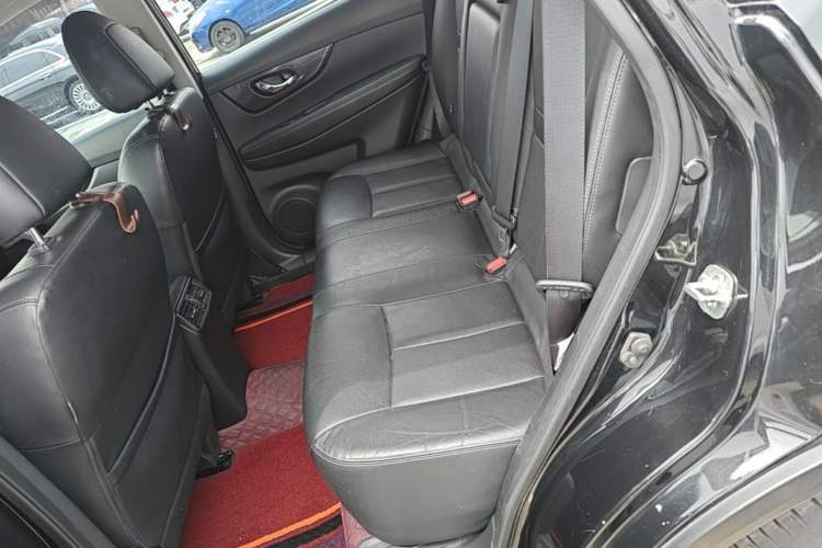 Used Nissan X-Trail 2017 2.0L CVT Comfort Edition 2WD Left Rear Seat