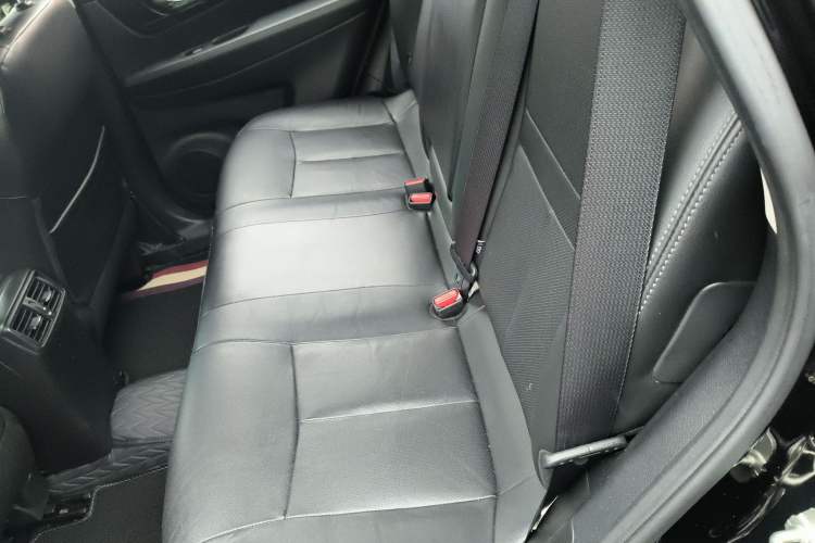 Used Nissan X-Trail 2017 2.5L CVT Leading Edition 4WD Left Rear Seat