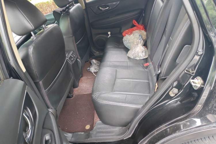 Used Nissan X-Trail 2017 2.0L CVT Comfort Edition 2WD Left Rear Seat