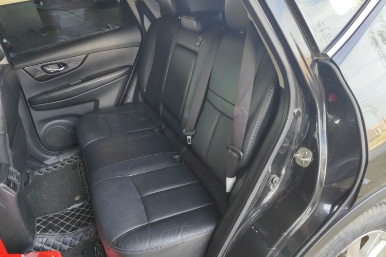 Used Nissan X-Trail 2017 2.0L CVT Comfort Edition 2WD Left Rear Seat