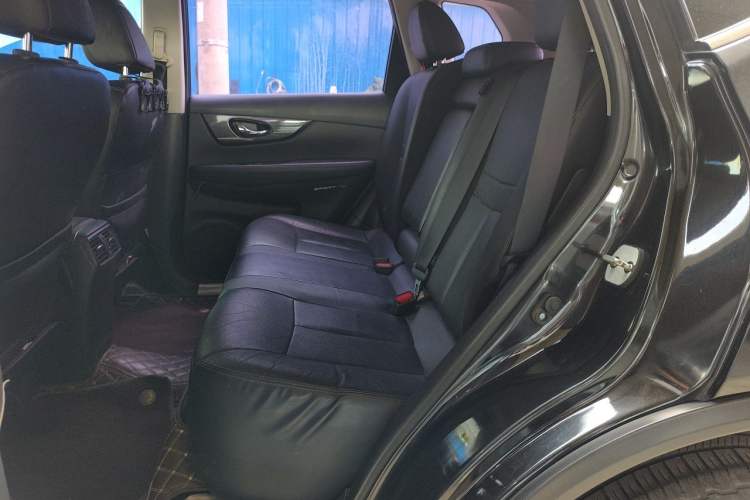 Used Nissan X-Trail 2017 2.0L CVT Comfort Edition 2WD Left Rear Seat