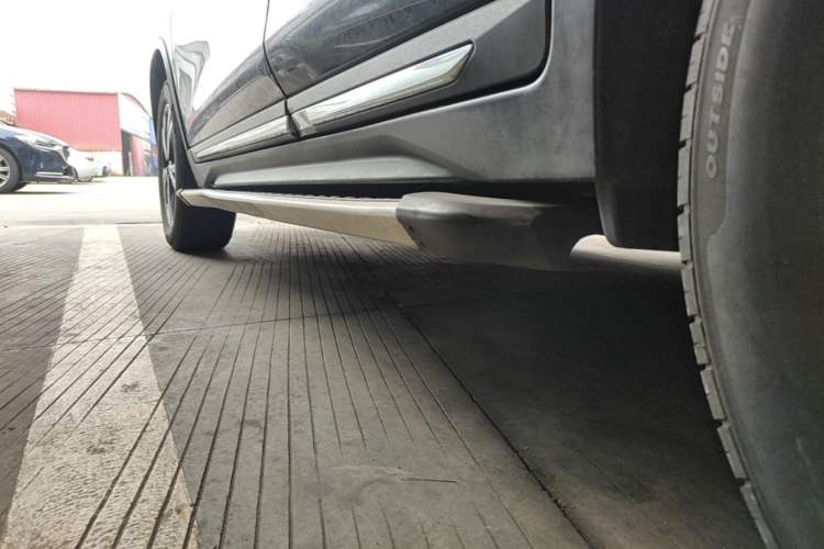 Used Nissan X-Trail 2017 2.5L CVT Luxury Edition 4WD Left Side Sill