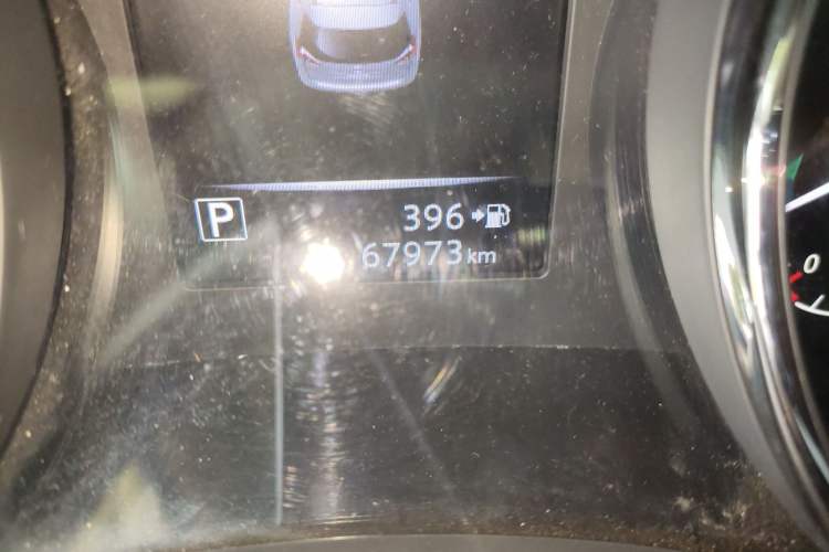 Used Nissan X-Trail 2017 2.0L CVT Comfort Edition 2WD Odometer Close Up