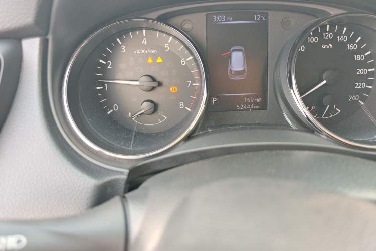Used Nissan X-Trail 2017 2.0L CVT Comfort Edition 2WD Odometer Close Up