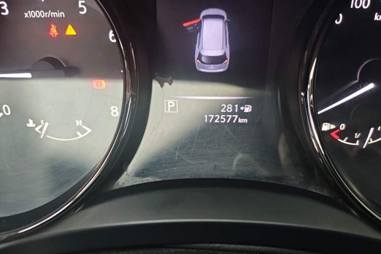 Used Nissan X-Trail 2017 2.0L CVT Comfort Edition 2WD Odometer Close Up