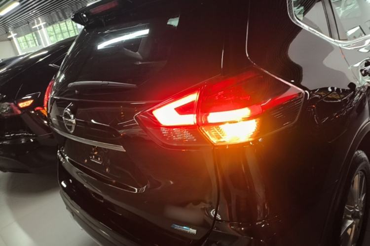 Used Nissan X-Trail 2017 2.0L CVT Comfort Edition 2WD Rear