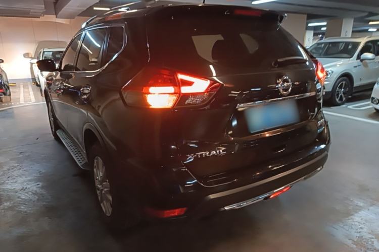 Used Nissan X-Trail 2017 2.0L CVT 7-Seater Comfort Edition 2WD Rear Left 45 Deg