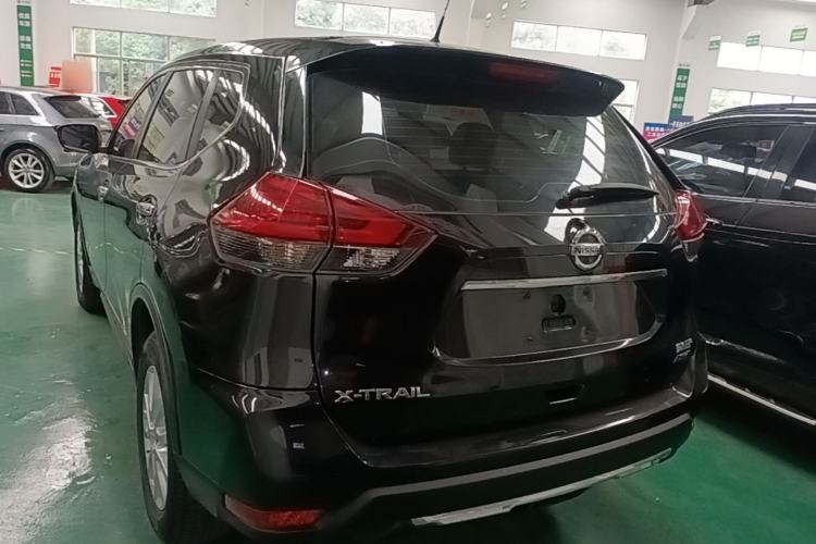 Used Nissan X-Trail 2017 2.0L CVT Comfort Edition 2WD Rear Left 45 Deg