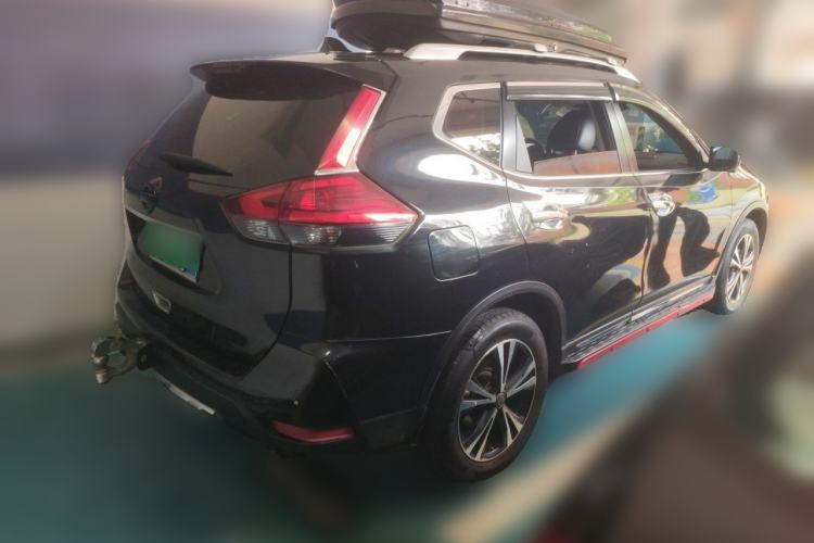 Used Nissan X-Trail 2017 2.5L CVT Luxury Edition 4WD Rear Right 45 Deg