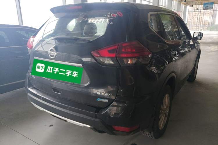 Used Nissan X-Trail 2017 2.0L CVT Comfort Edition 2WD Rear Right 45 Deg