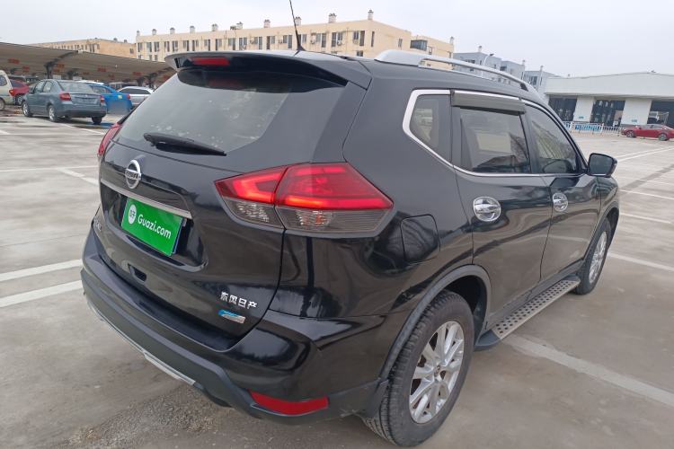 Used Nissan X-Trail 2017 2.0L CVT Comfort Edition 2WD Rear Right 45 Deg