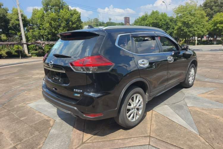Used Nissan X-Trail 2017 2.0L CVT Comfort Edition 2WD Rear Right 45 Deg
