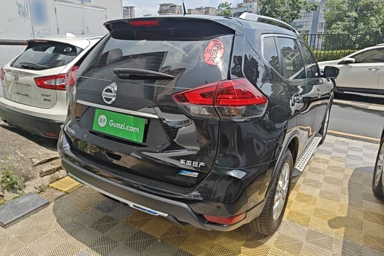 Used Nissan X-Trail 2017 2.0L CVT 7-Seater Comfort Edition 2WD Rear Right 45 Deg
