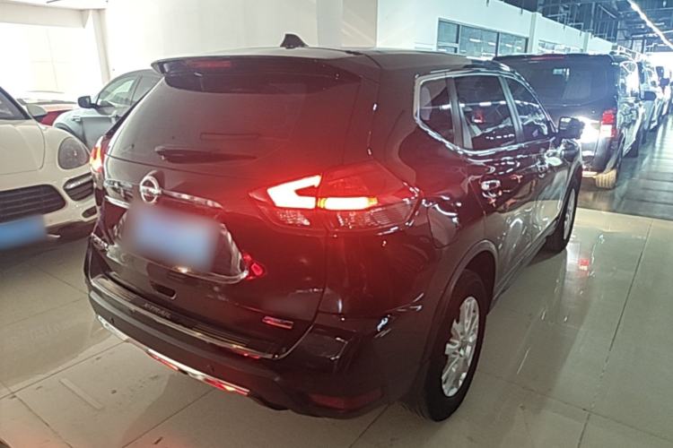 Used Nissan X-Trail 2017 2.0L CVT Comfort Edition 2WD Rear Right 45 Deg