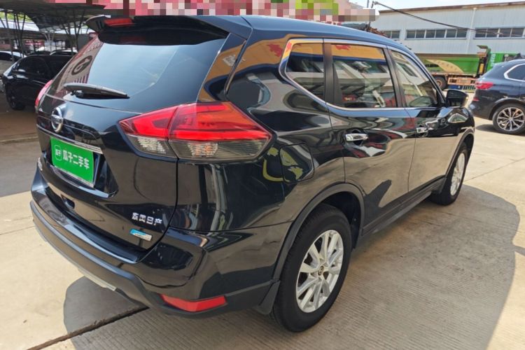 Used Nissan X-Trail 2017 2.0L CVT Comfort Edition 2WD Rear Right 45 Deg