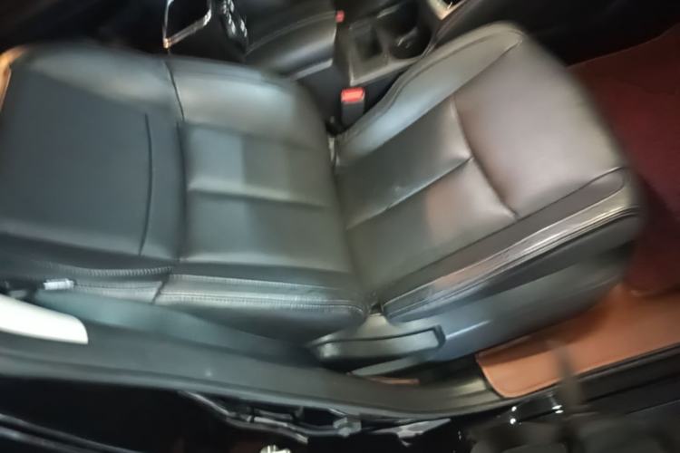 Used Nissan X-Trail 2017 2.0L CVT 7-Seater Comfort Edition 2WD Right Front Seat