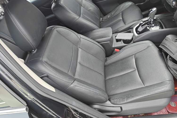 Used Nissan X-Trail 2017 2.0L CVT Comfort Edition 2WD Right Front Seat