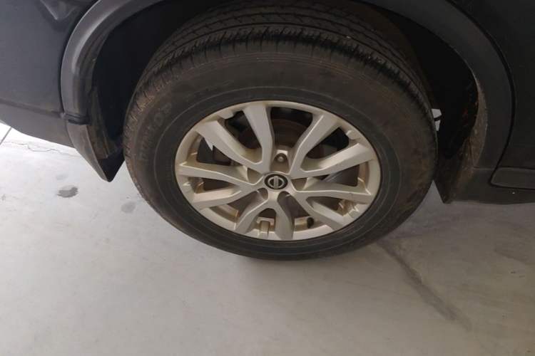 Used Nissan X-Trail 2017 2.0L CVT Comfort Edition 2WD Right Rear Wheel Hub