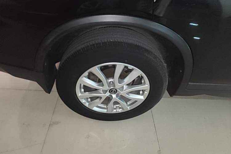 Used Nissan X-Trail 2017 2.0L CVT Comfort Edition 2WD Right Rear Wheel Hub
