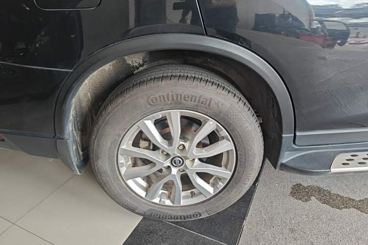 Used Nissan X-Trail 2017 2.0L CVT Comfort Edition 2WD Right Rear Wheel Hub