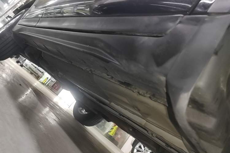 Used Nissan X-Trail 2017 2.0L CVT Comfort Edition 2WD Right Side Sill