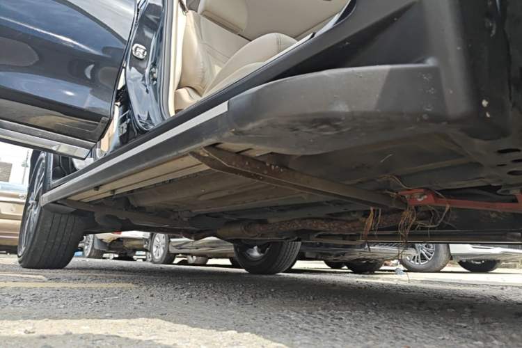 Used Nissan X-Trail 2017 2.5L CVT Leading Edition 4WD Right Side Sill