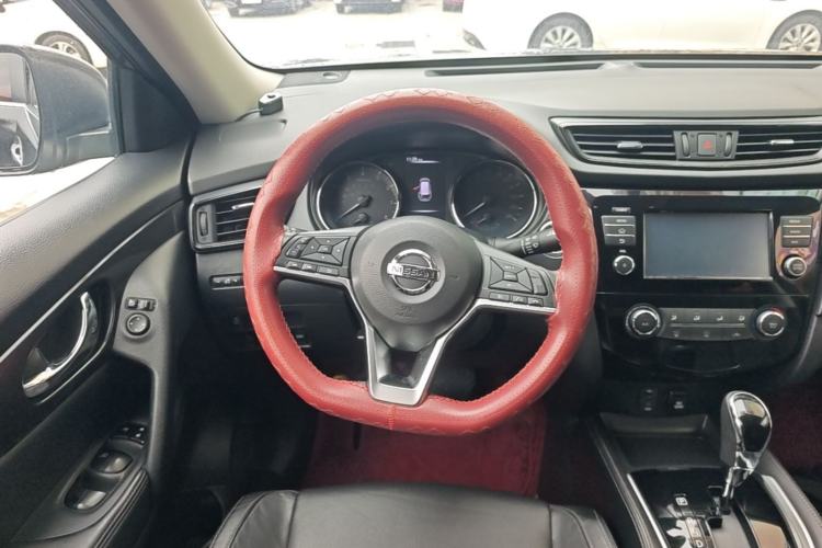 Used Nissan X-Trail 2017 2.0L CVT Comfort Edition 2WD Steering Wheel