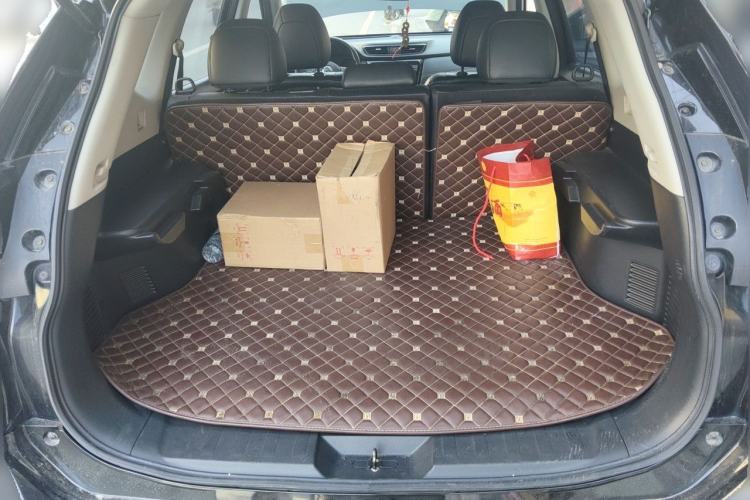Used Nissan X-Trail 2017 2.0L CVT Comfort Edition 2WD Trunk