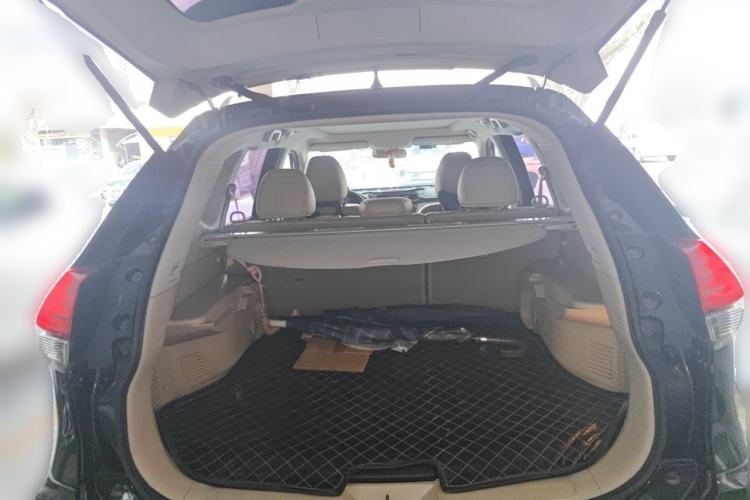 Used Nissan X-Trail 2017 2.0L CVT Comfort Edition 2WD Trunk