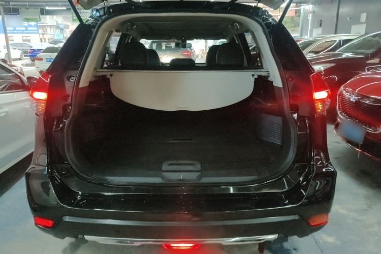 Used Nissan X-Trail 2017 2.0L CVT Comfort Edition 2WD Trunk