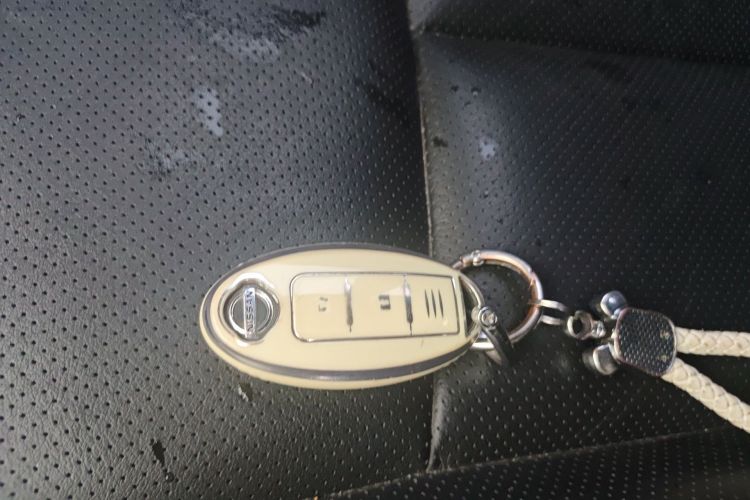 Used Nissan X-Trail 2017 2.0L CVT Comfort Edition 2WD Vehicle Key