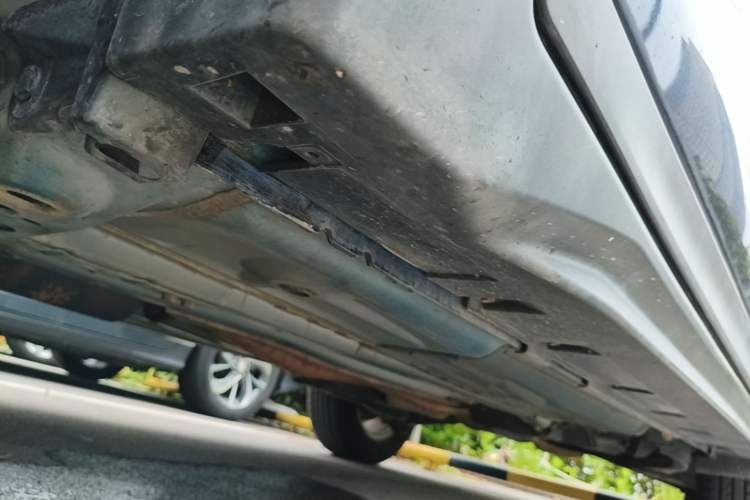Used Nissan X-Trail 2017 2.0L CVT Comfort Edition 2WD Chassis Front Left
