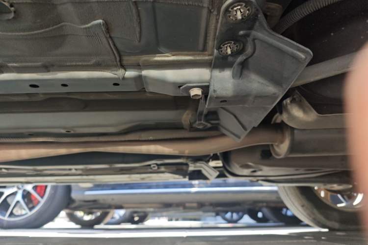 Used Nissan X-Trail 2017 2.5L CVT Leading Edition 4WD Chassis Rear Left
