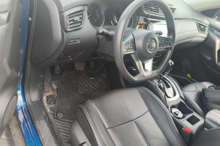Used Nissan X-Trail 2017 2.0L CVT Comfort Edition 2WD Driver Seat