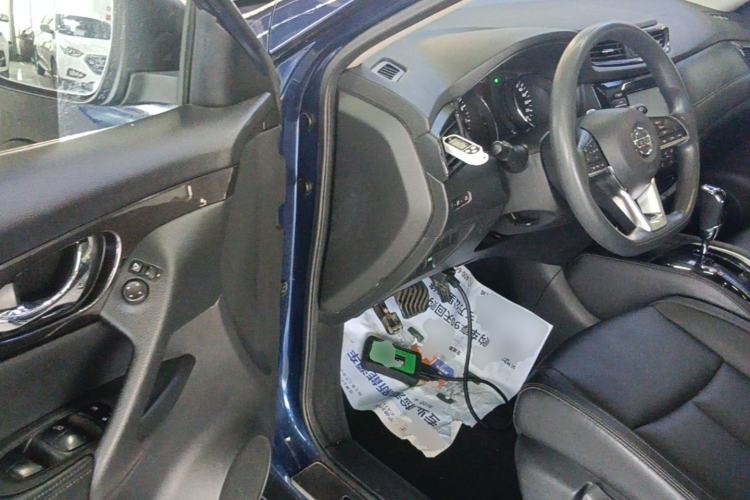 Used Nissan X-Trail 2017 2.0L CVT Comfort Edition 2WD Driver Seat