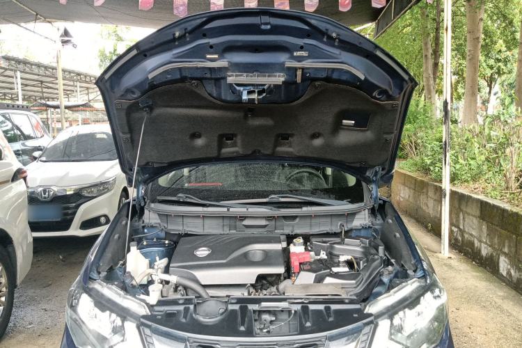Used Nissan X-Trail 2017 2.0L CVT Comfort Edition 2WD Engine Bay